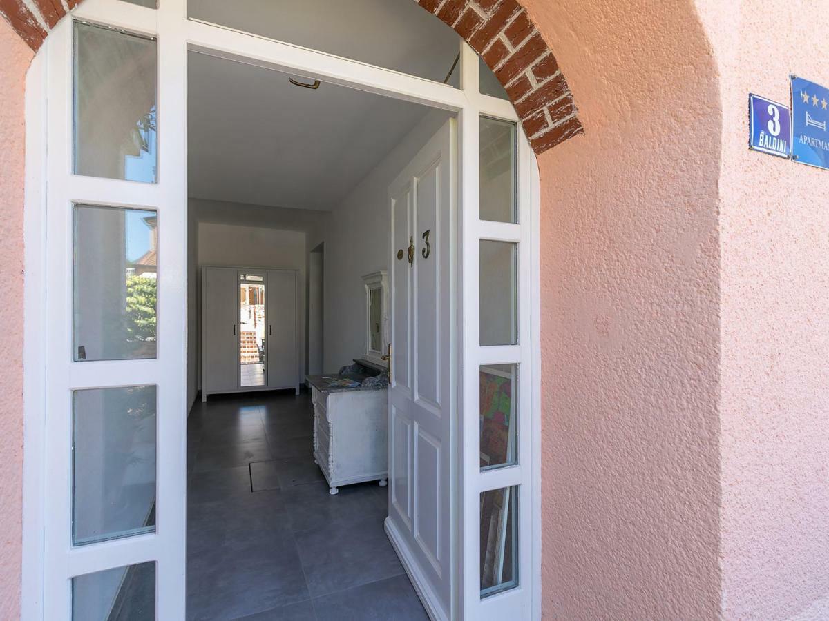 Oliver Art Apartment Poreč Exterior foto